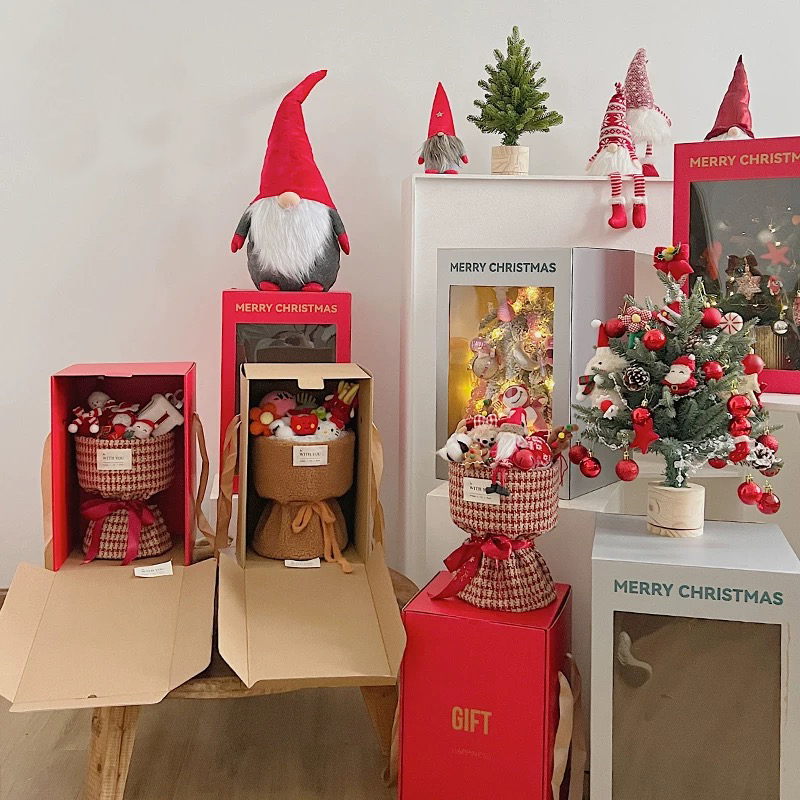 Świąteczne tematyczne przezroczyste pudełka na prezenty w kształcie kwiatów